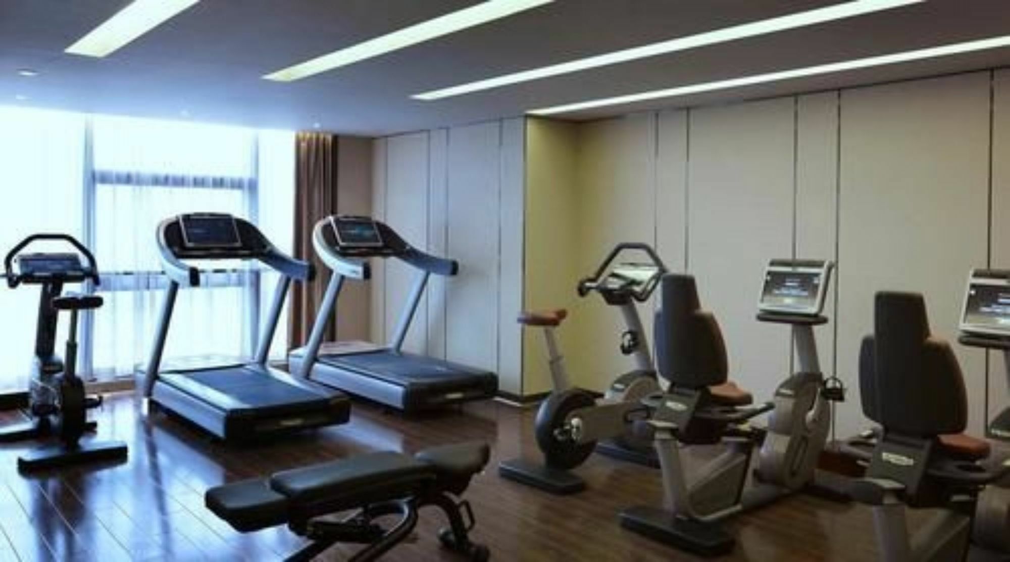 Melia Jinan Hotel Eksteriør billede